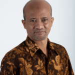 20251003 0843 pria berbatik indonesia remix 01k6kvq2mtfq0vt6fbjwjp7g3h